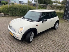 MINI One - 1.6 Salt Airco 196 DKM NW Distributie