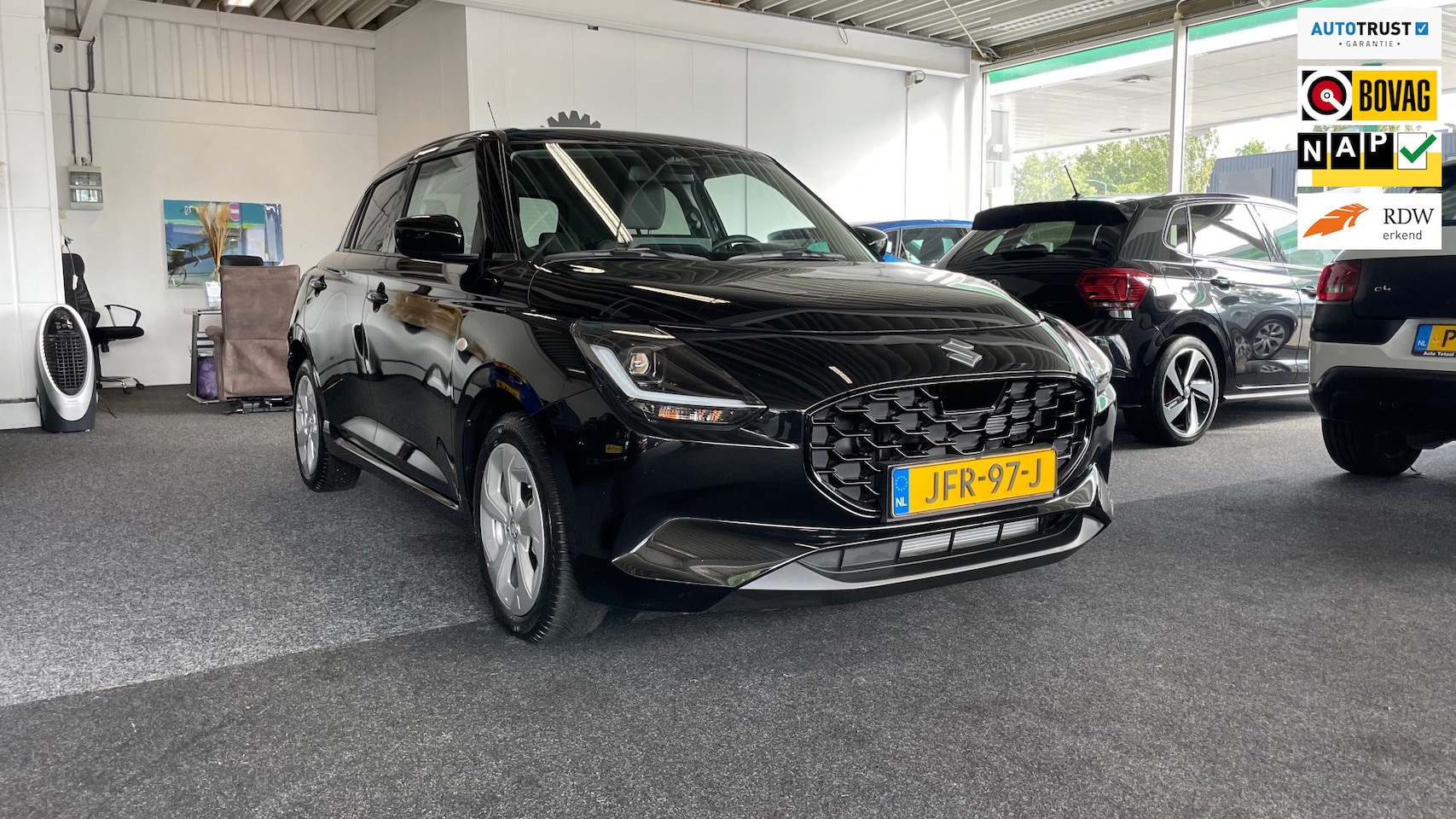 Suzuki Swift - 1.2 Comfort Smart Hybrid 1.2 Comfort Smart Hybrid, Navigatie, Camera, Acc, Lichtmetaal. - AutoWereld.nl