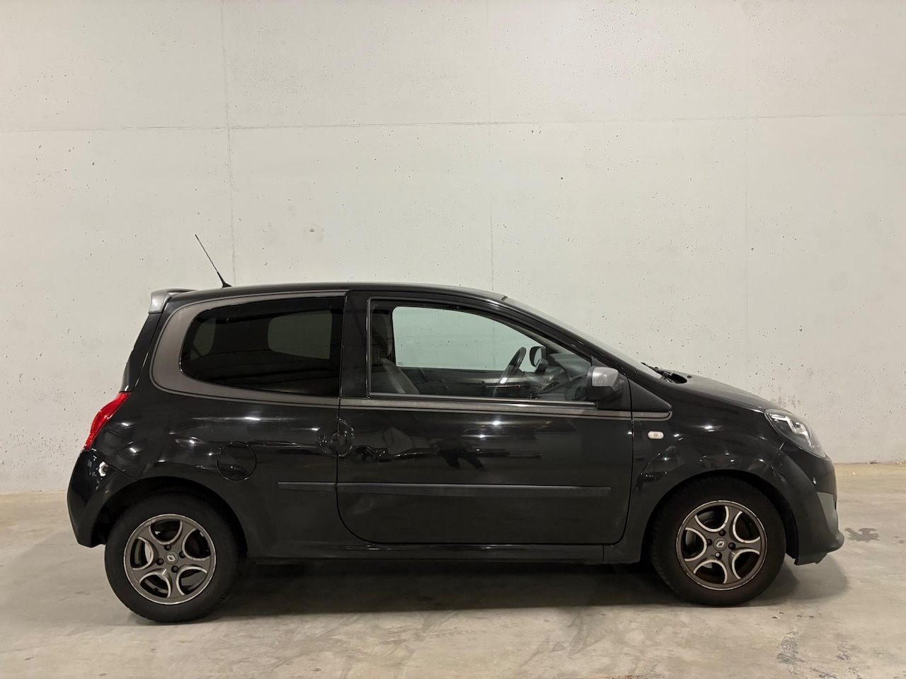 Renault Twingo - 1.2-16V Collection Airco APK NAP - AutoWereld.nl