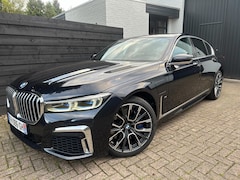 BMW 7-serie - 745e, M-sport, Bomvol, Lees tekst