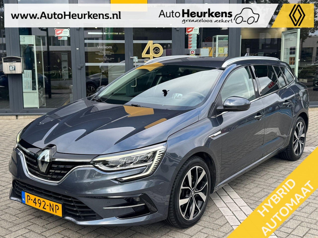 Renault Mégane Estate - Plug-In Hybrid 160 Intens | Dealeronderhouden | Pack Parking | Pack Safety | - AutoWereld.nl