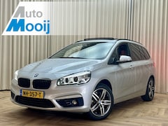BMW 2-serie Gran Tourer - 218i *Sport-Line* Panoramadak / 7 Persoons / Leder / HUD / MATRIX LED / Stoelverwarming /