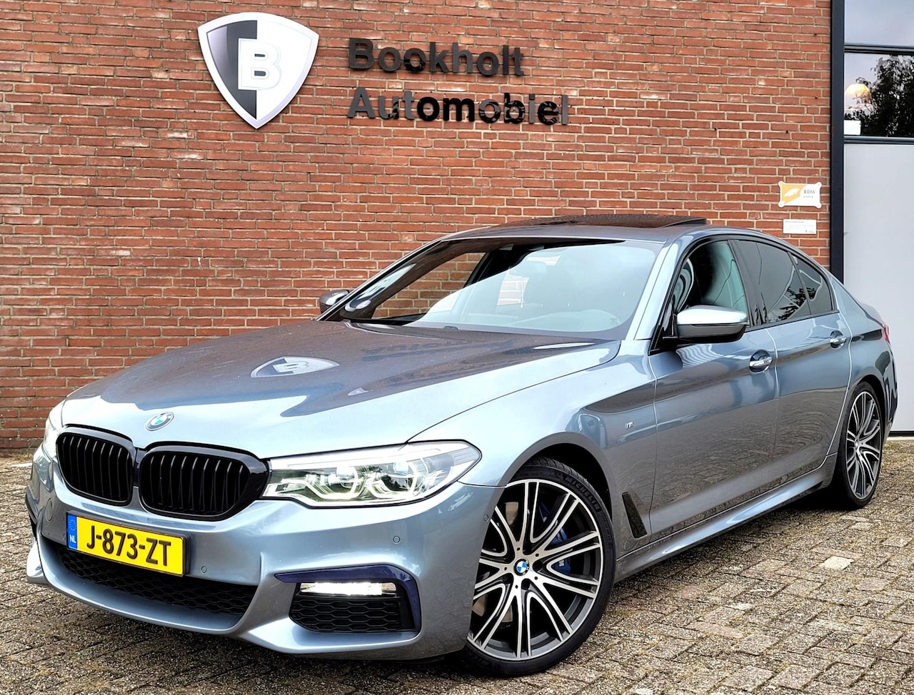 BMW 5-serie - 540i M-sport, Schuifdak, (BMW-Premium Selection), VOL! - AutoWereld.nl