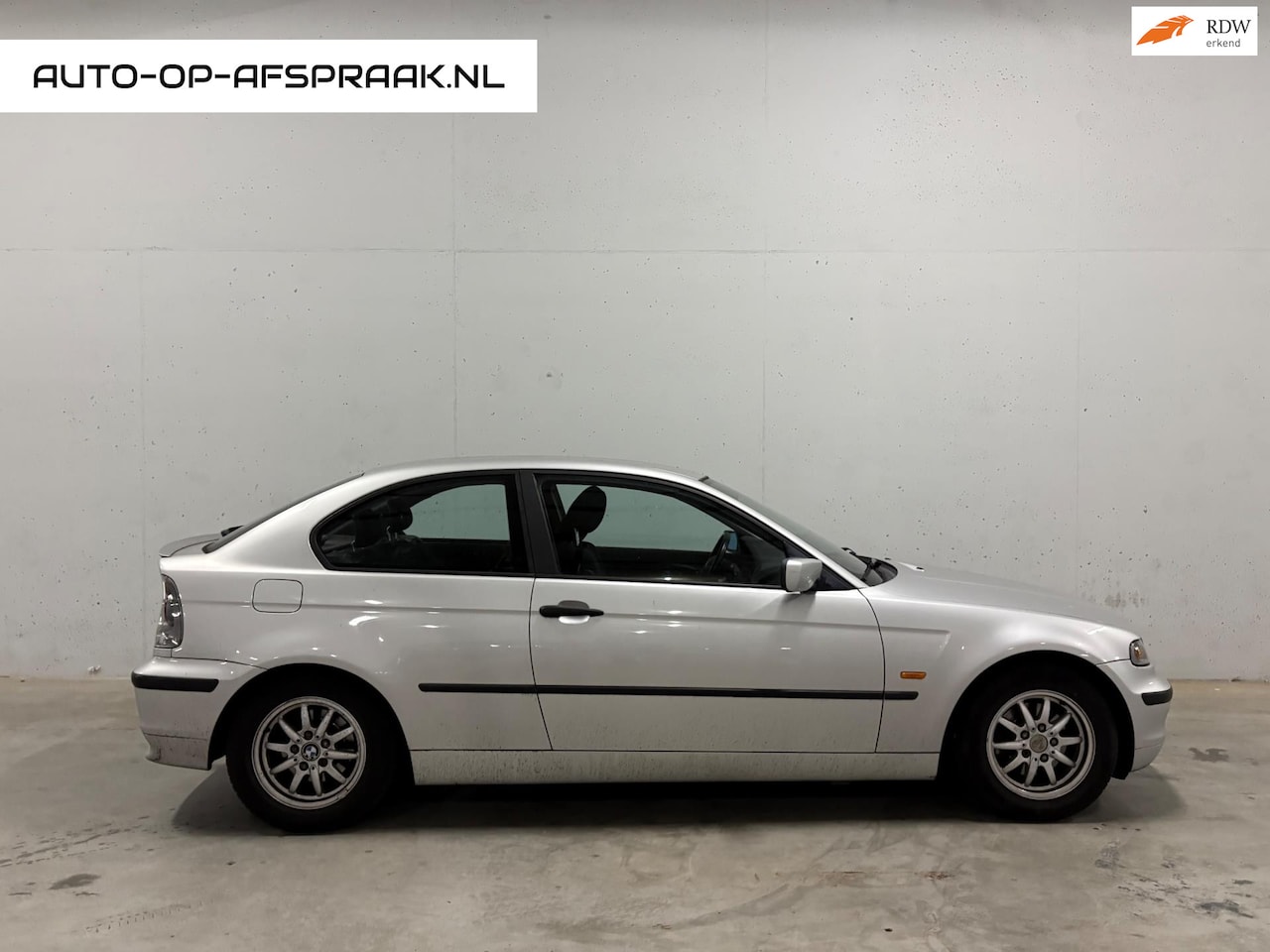 BMW 3-serie Compact - 316ti Executive Trekhaak Airco Cruise Control APK NAP - AutoWereld.nl