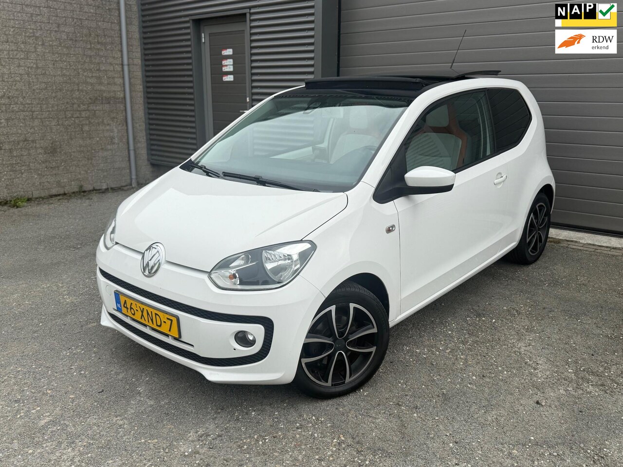 Volkswagen Up! - 1.0 high up! |PANO|CRUISE - AutoWereld.nl