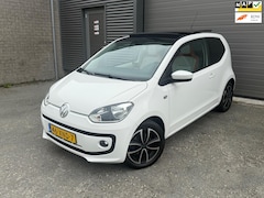 Volkswagen Up! - 1.0 high up |PANO|CRUISE