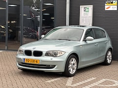 BMW 1-serie - 120i Business Line/LEDER/NAVI/SCHUIFDAK/AUTOMAAT/NETTE STAAT