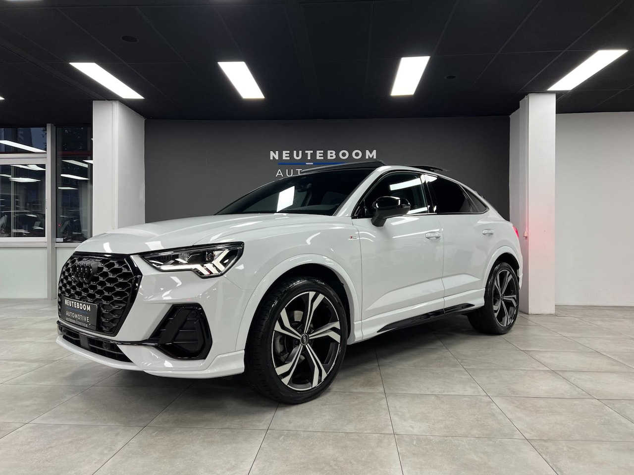 Audi Q3 Sportback - 35 TFSI S-LINE| PANO | ACC | Matrix | CAM| - AutoWereld.nl