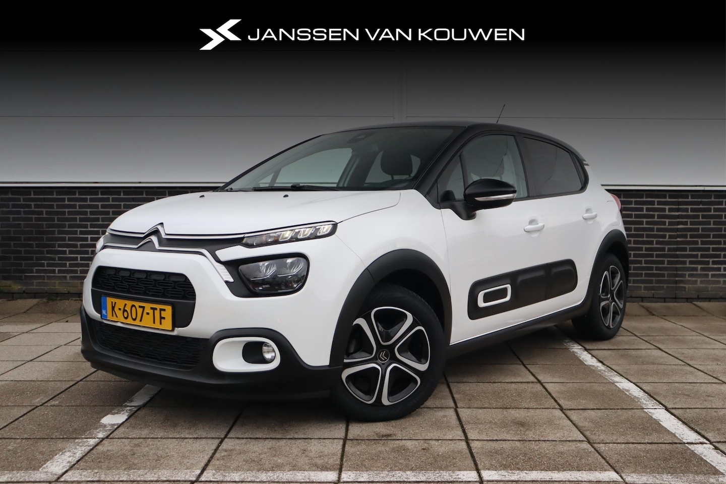 Citroën C3 - 1.2 PureTech Feel * Parkeersensoren * Apple CarPlay * Getint Glas * - AutoWereld.nl