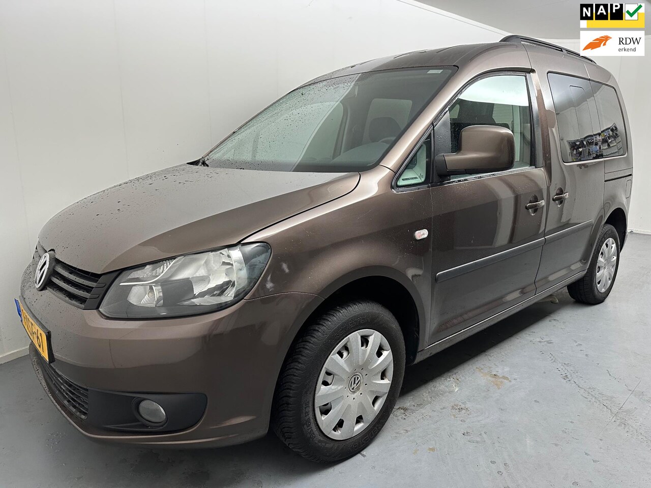 Volkswagen Caddy - 1.2 TSI Trendline # Rolstoel # Airco # PDC # nieuwe distributieketting - AutoWereld.nl