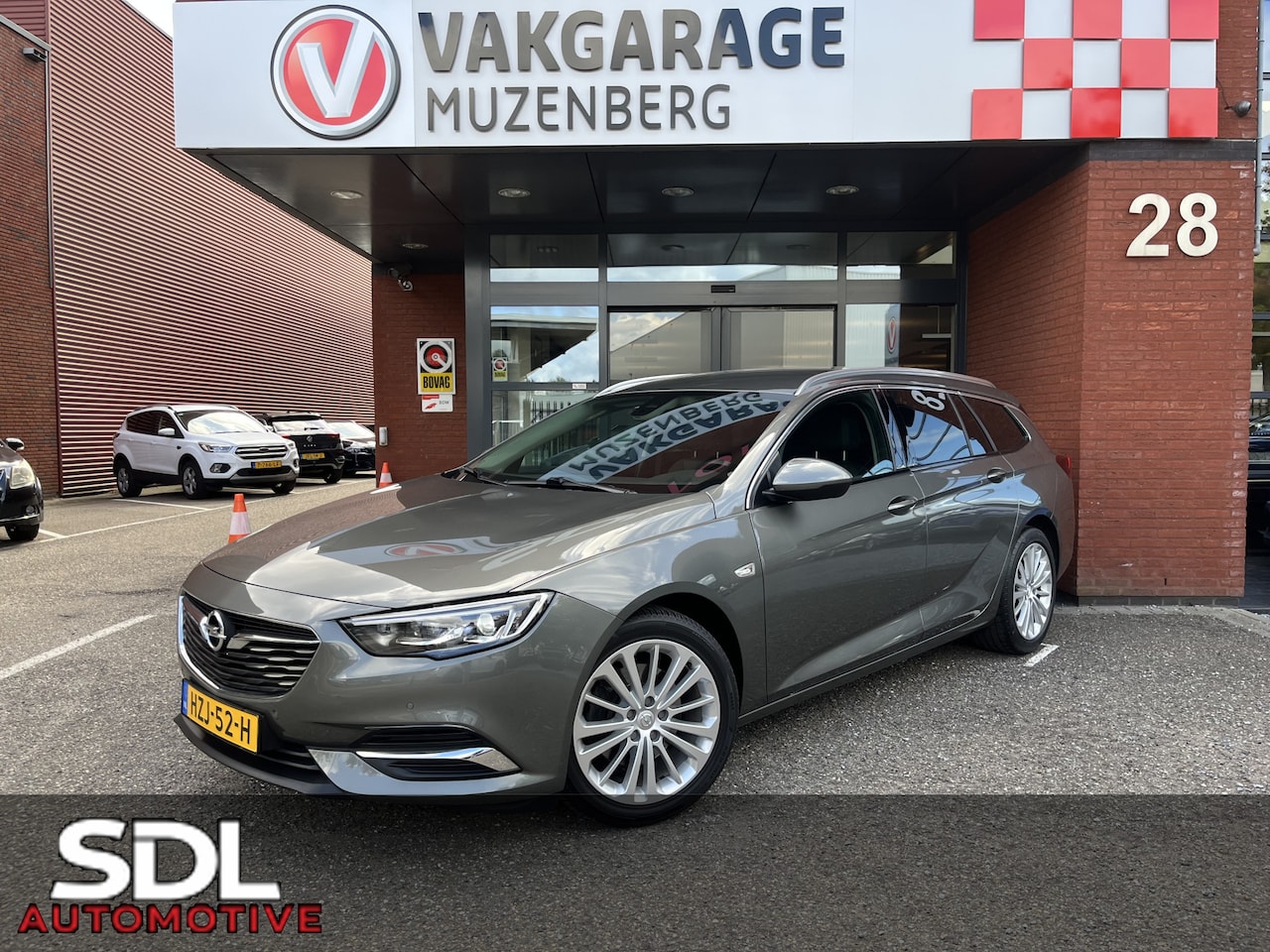 Opel Insignia Sports Tourer - 1.5 Turbo Innovation // LED // HALF LEDER // CAMERA+SENSOREN // NAVI // STUUR+STOELVERWARM - AutoWereld.nl