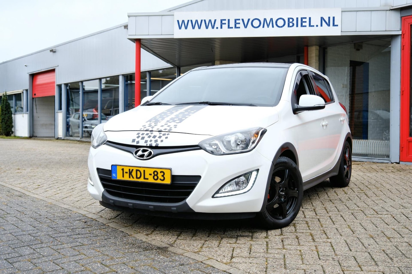 Hyundai i20 - 1.2i Go! 5-drs Airco|LMV - AutoWereld.nl