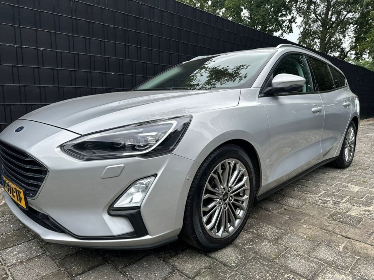 Ford Focus - 1.5 ECOB. TIT. BNS **DAB//BenO//CARPLAY** - AutoWereld.nl