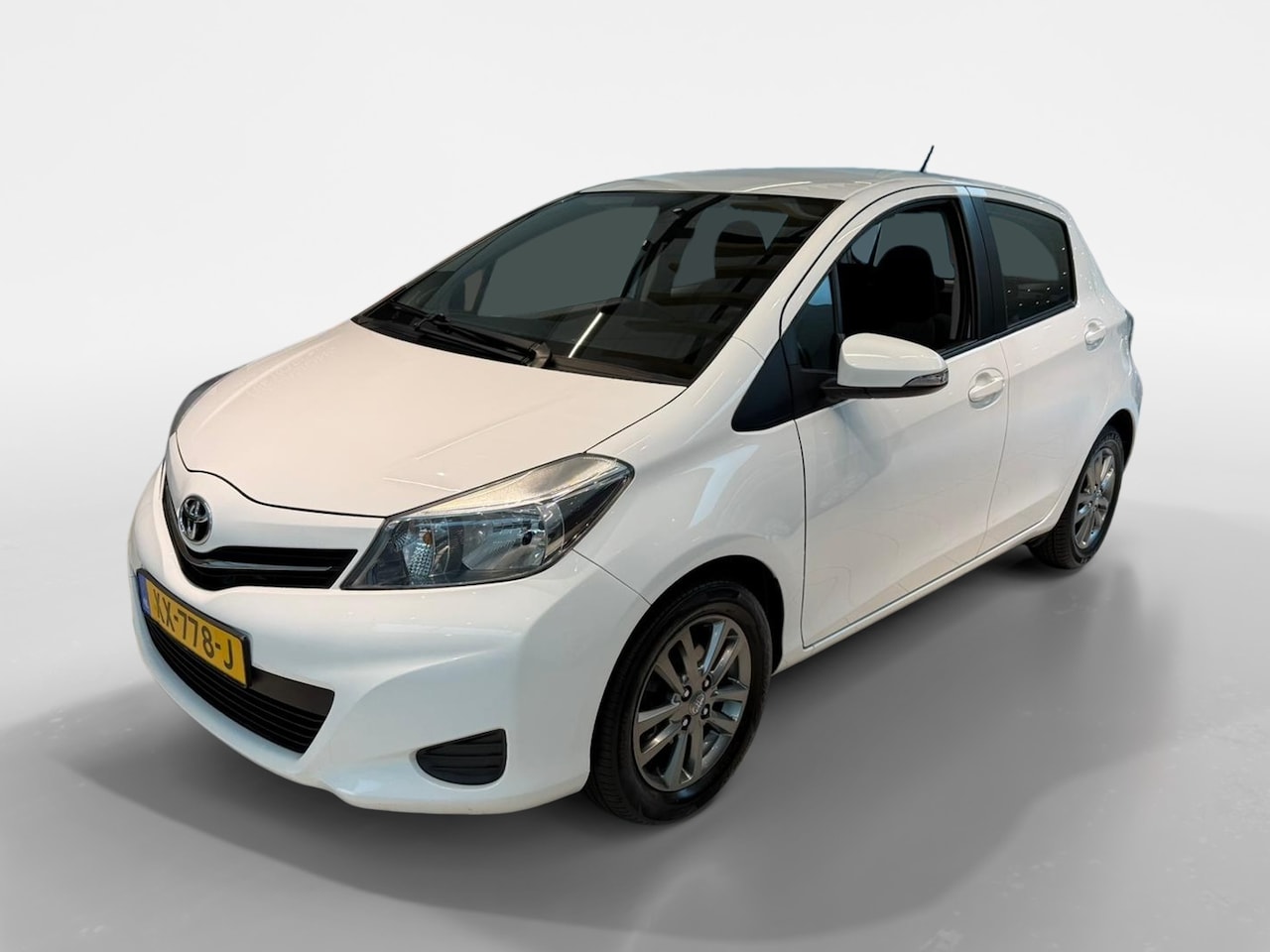 Toyota Yaris - 1.3 VVT-i Aspiration 1.3 VVT-i Aspiration - AutoWereld.nl