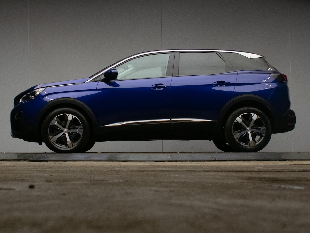 Peugeot 3008 - 1.2 PureTech Allure Sport (APPLE CARPLAY,NAVI,CRUISE,LED,CAMERA,SFEERVERLICHTING,DAB,GETIN - AutoWereld.nl