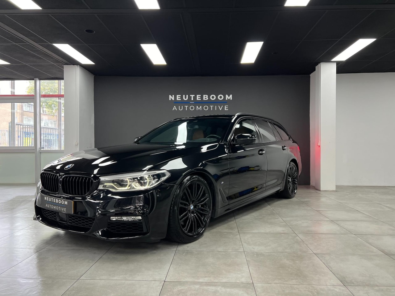 BMW 5-serie - XDrive| 360 cam | Head up | Msport | Pano | Virtual - AutoWereld.nl