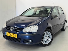 Volkswagen Golf - 1.4 Trendline / Airco / Navi / Meeneemprijs