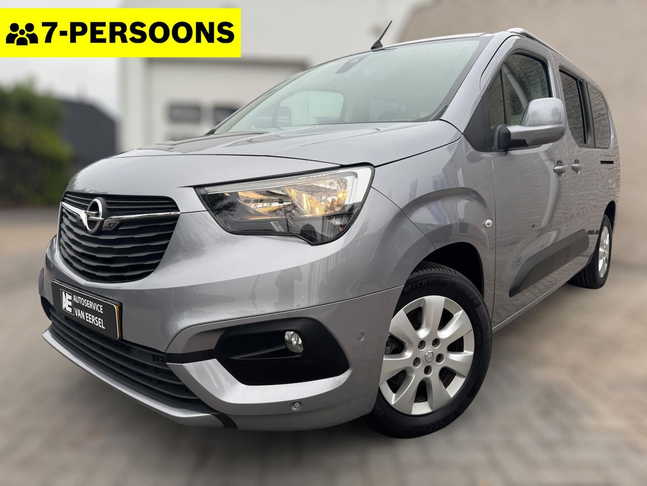 Opel Combo Tour - 1.2 Turbo L2H1 Edition 7p. TREKHAAK / CAMERA / VOORRUIT VERW. / NAVI / CRUISE / WARNINGSPO - AutoWereld.nl