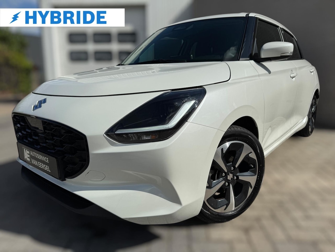 Suzuki Swift - 1.2 Style Smart Hybrid NIEUWSTE MODEL / LED / CARPLAY / PDC / ACC / PARELMOER / CAMERA / W - AutoWereld.nl