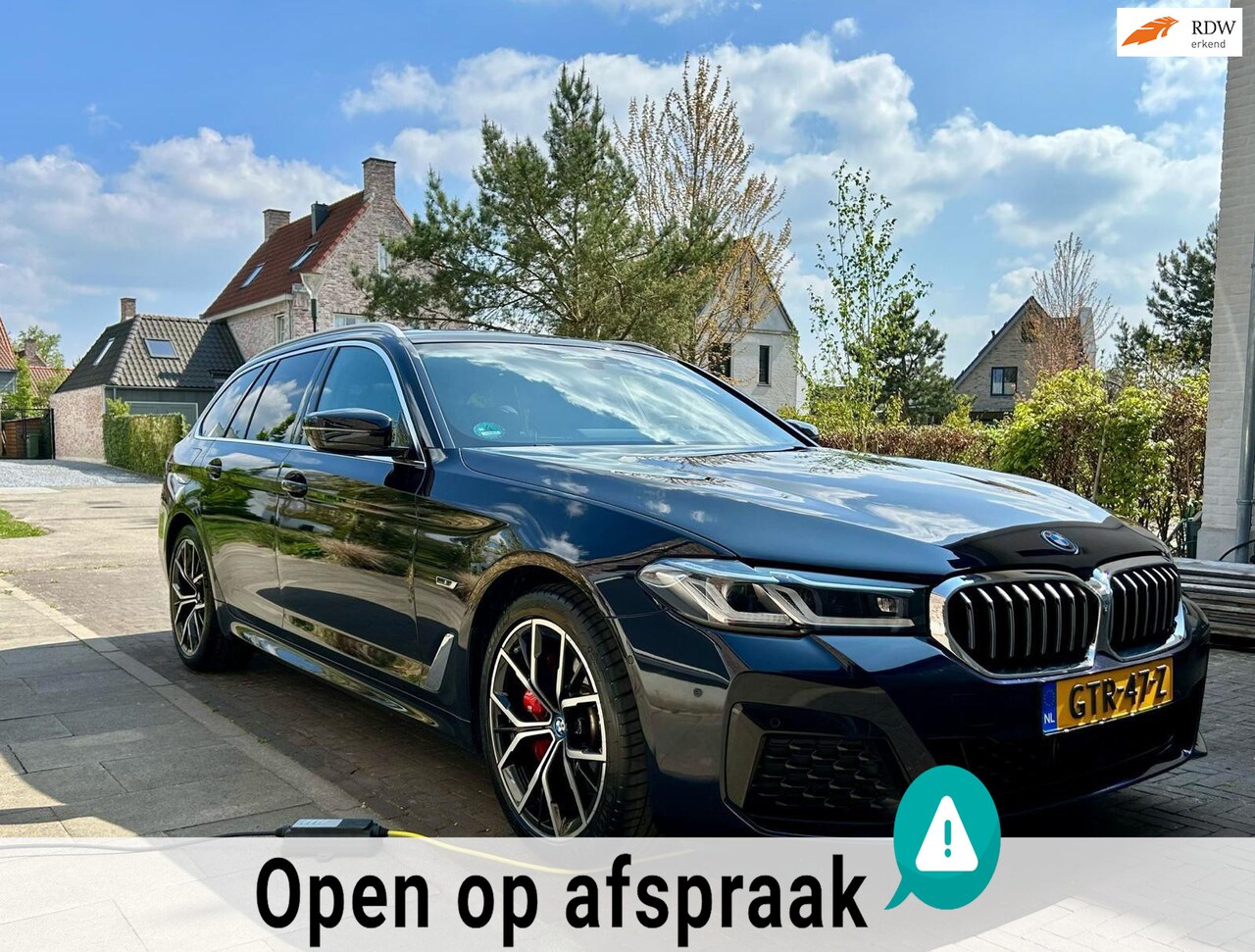 BMW 5-serie Touring - 530e xDrive High Executive FULL OPTIONS ! - AutoWereld.nl