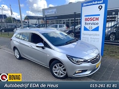 Opel Astra Sports Tourer - 1.4 Edition 12-2016 met o.a. trekhaak, navigatie, cruise control, chroom pack, etc