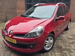 Renault Clio Estate - 1.6-16V Dynamique automaat/airco/bomvol