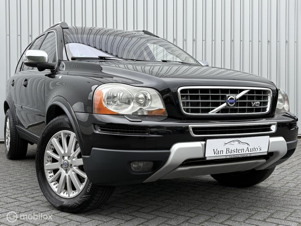 Volvo XC90 - 4.4 V8 AWD Executive | Aut | BLIS | Youngtimer | 2006 | Leder | Rear entertainment | Trekh - AutoWereld.nl