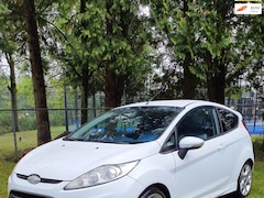 Ford Fiesta - 1.6 16v Ghia sport , nette auto Nieuwe Apk