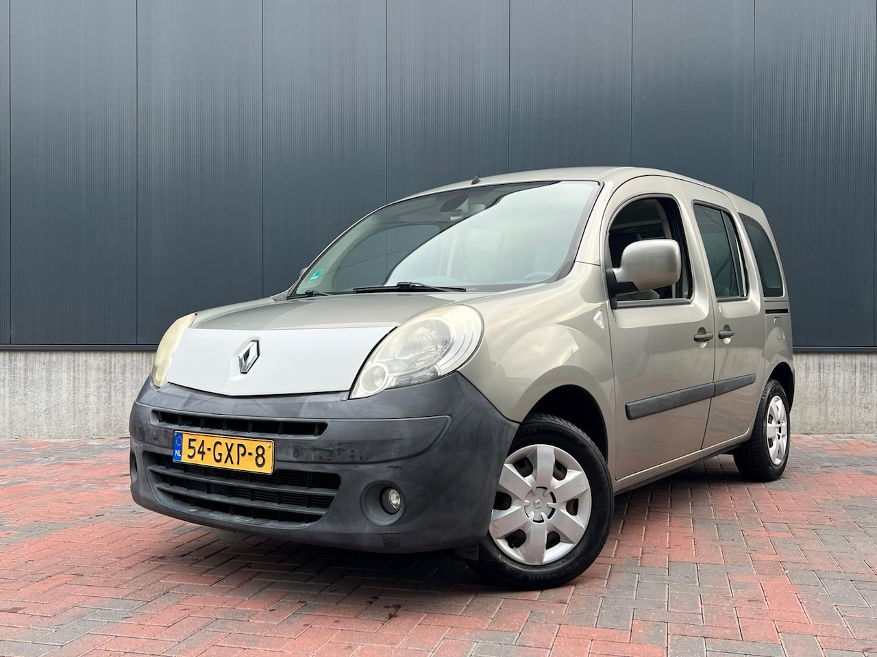 Renault Kangoo Family - 1.6-16V Expression * Airco * Cruise * Elek-ramen * - AutoWereld.nl