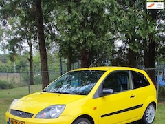 Ford Fiesta - 1.6-16V Ultimate Edition NR4 van 250 Zeer apart
