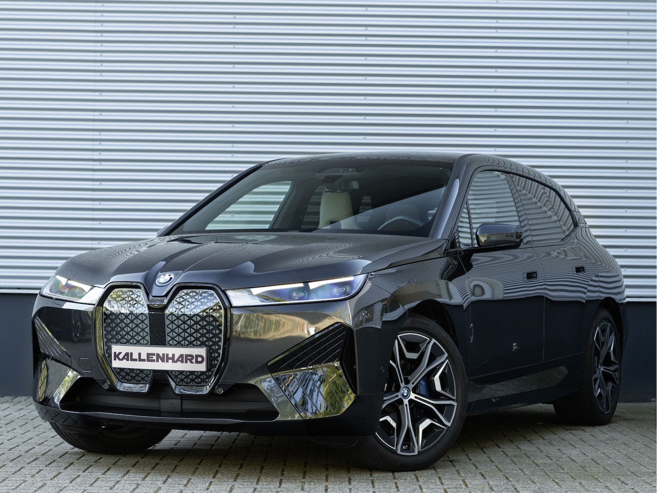 BMW iX - xDrive50 - Sportpakket - Pano - Driving Ass Prof - Harman Kardon - AutoWereld.nl
