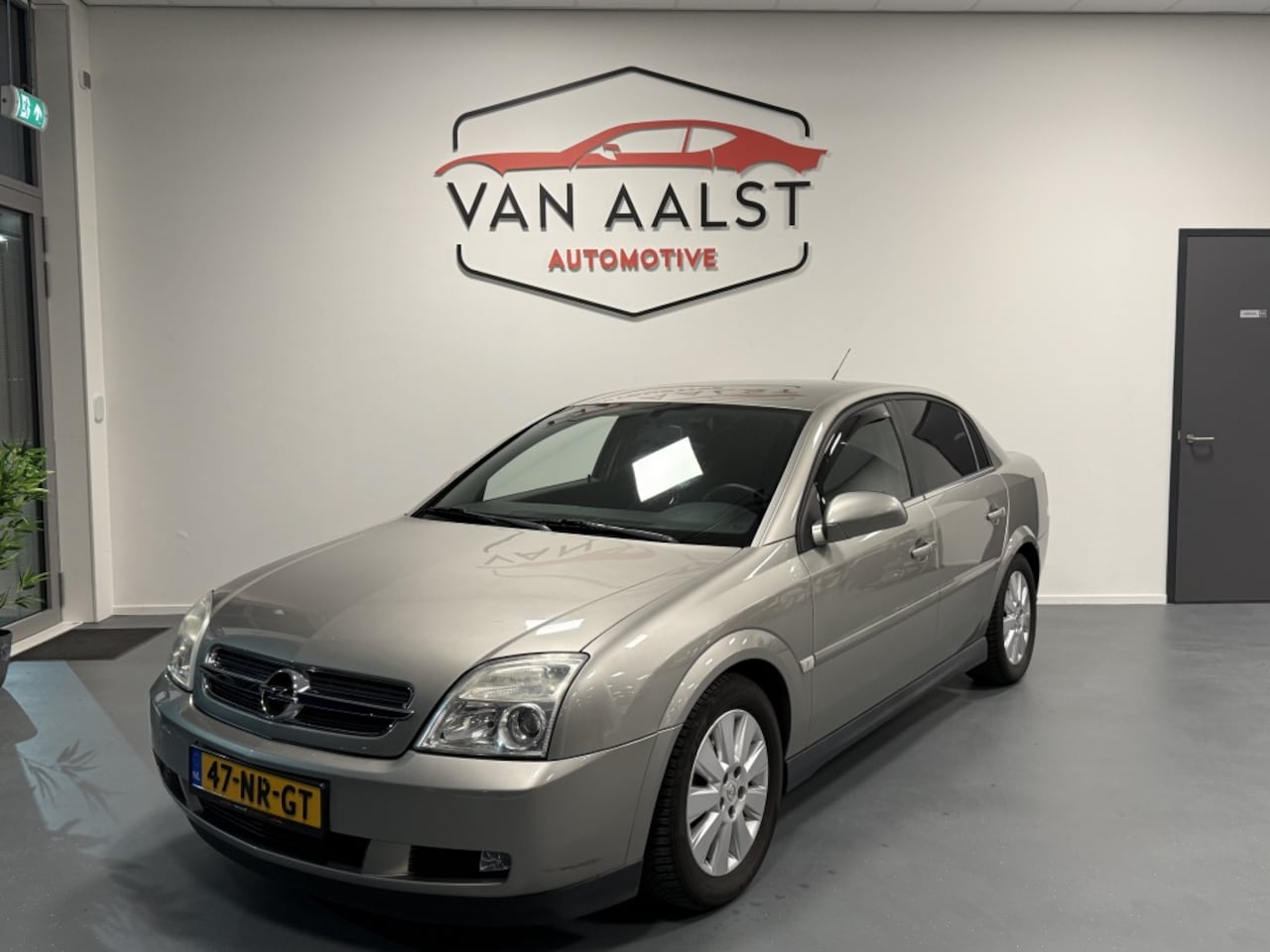 Opel Vectra - 1.8-16V Elegance/ Clima / Cruise / Lees tekst! - AutoWereld.nl