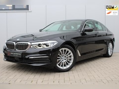 BMW 5-serie - 530i High Executive 1Jaar Garantie AUT I ADAPTIVE CRUISE I CAM I NAVI I LIJN ASSIST I LEDE