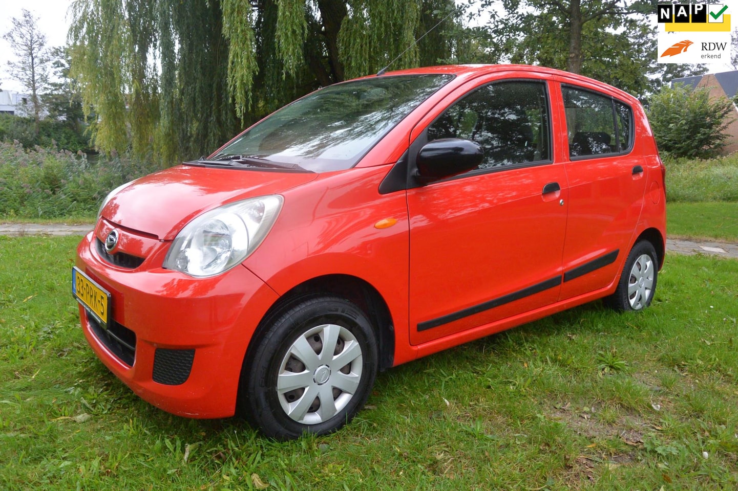 Daihatsu Cuore - 1.0 Comfort*5deurs*airco*stuurbekrachtiging*apk - AutoWereld.nl