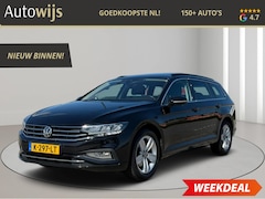 Volkswagen Passat Variant - 1.6 TDI Comfort Business|Pano|AUT|Trekhaak|NAP|ACC|BTW
