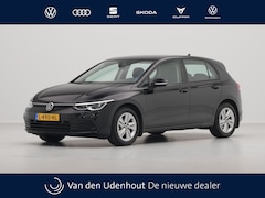 Volkswagen Golf - 1.5 TSI 130pk Life Business Navigatie Trekhaak Stoelmemory Camera Stoel/stuurverwarming Ca