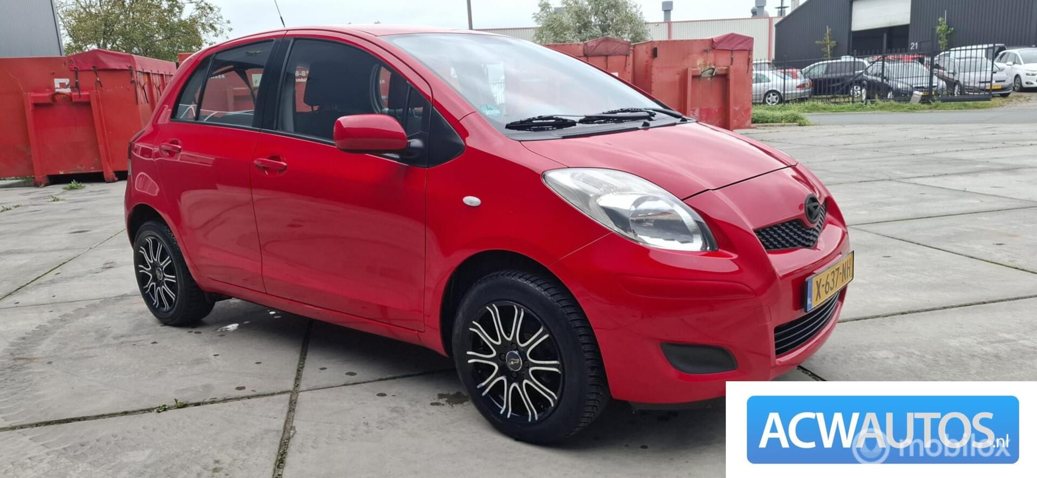 Toyota Yaris - / daihatshu 1.3 City - AutoWereld.nl