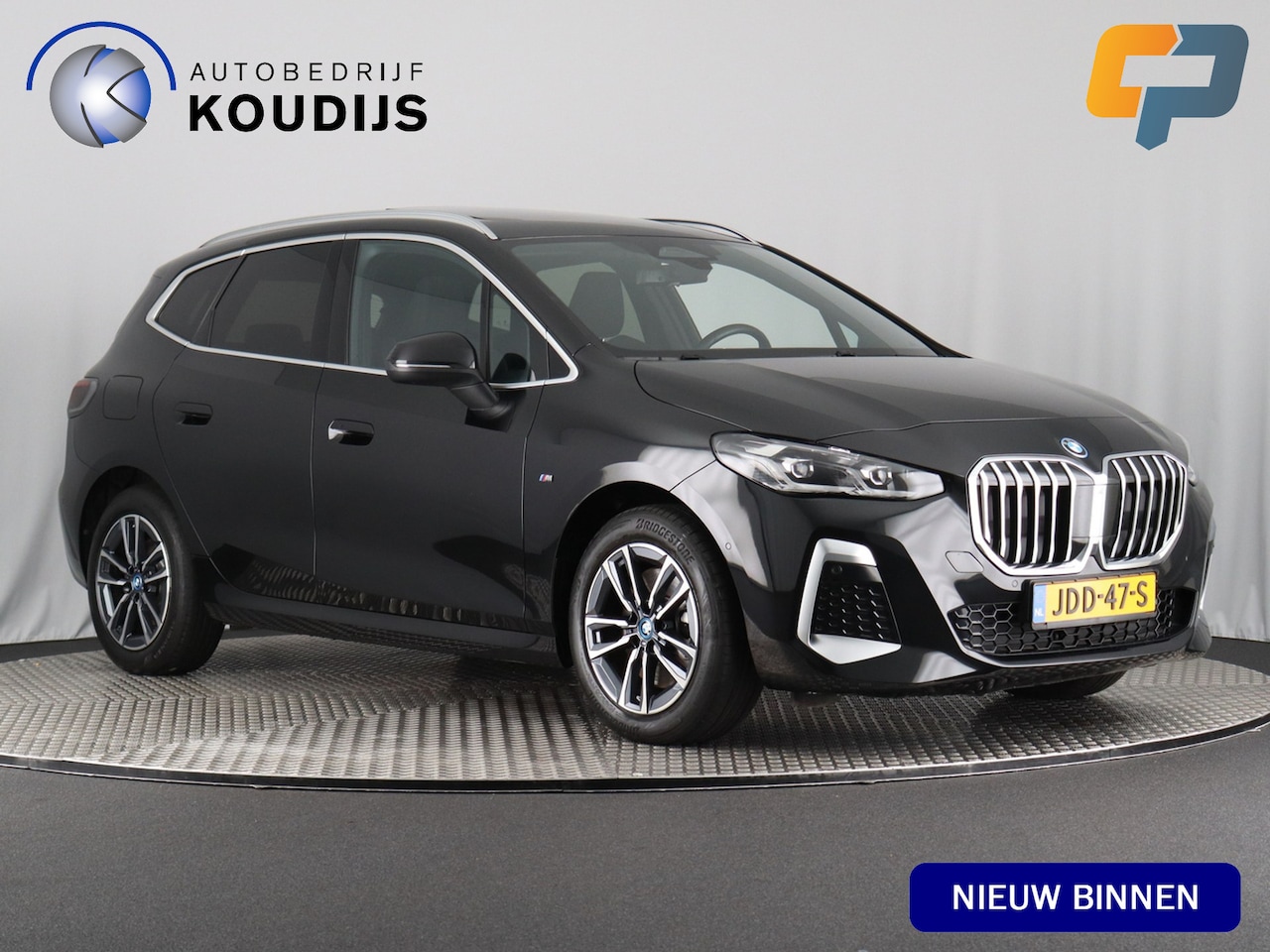 BMW 2-serie Active Tourer - 230e xDrive M sport (Pano / Elek. achterklep / Led / Navi / Cuise) - AutoWereld.nl