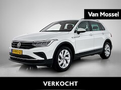 Volkswagen Tiguan - 1.5 TSI Life Business | 130 PK | Trekhaak Elektronisch Zwenkbaar | Navigatie | Ergo Stoele