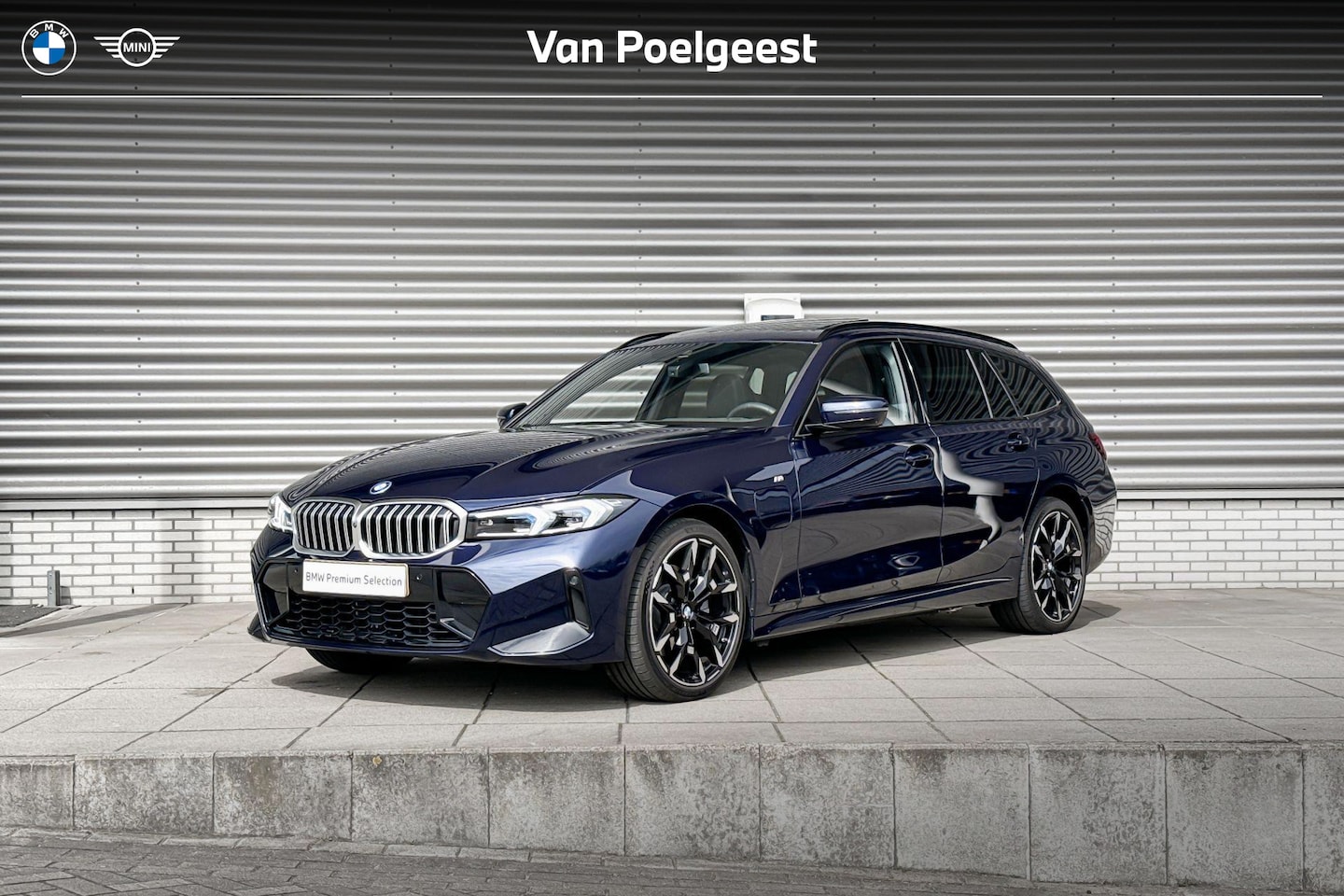 BMW 3-serie Touring - 330e M Sportpakket / Innovation Pack / Comfort Pack - AutoWereld.nl