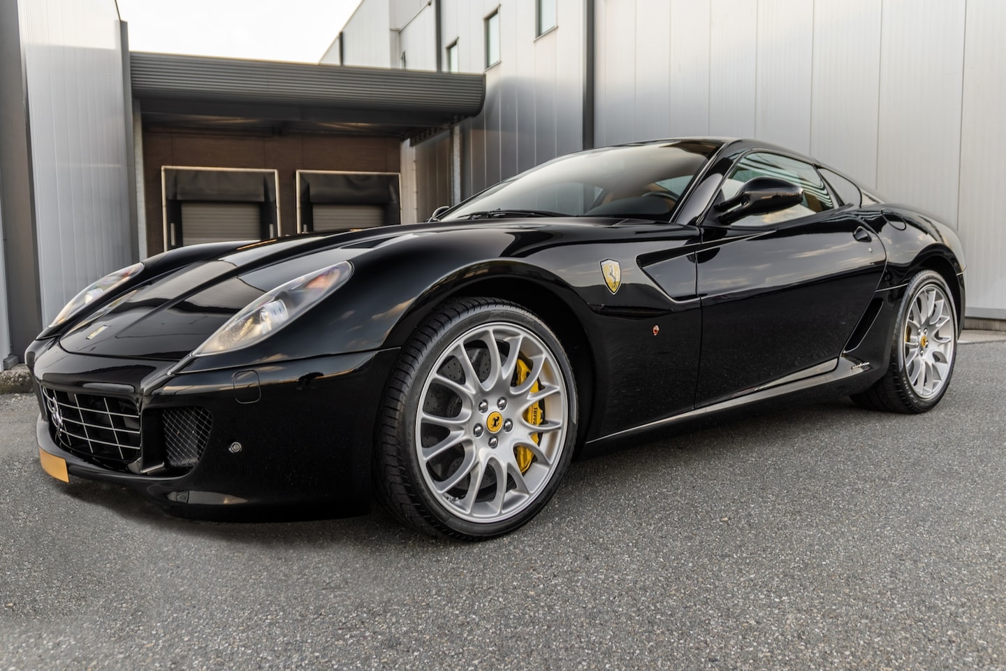 Ferrari 599 - GTB Fiorano F1 - Nero DS - Carbon LED - AutoWereld.nl