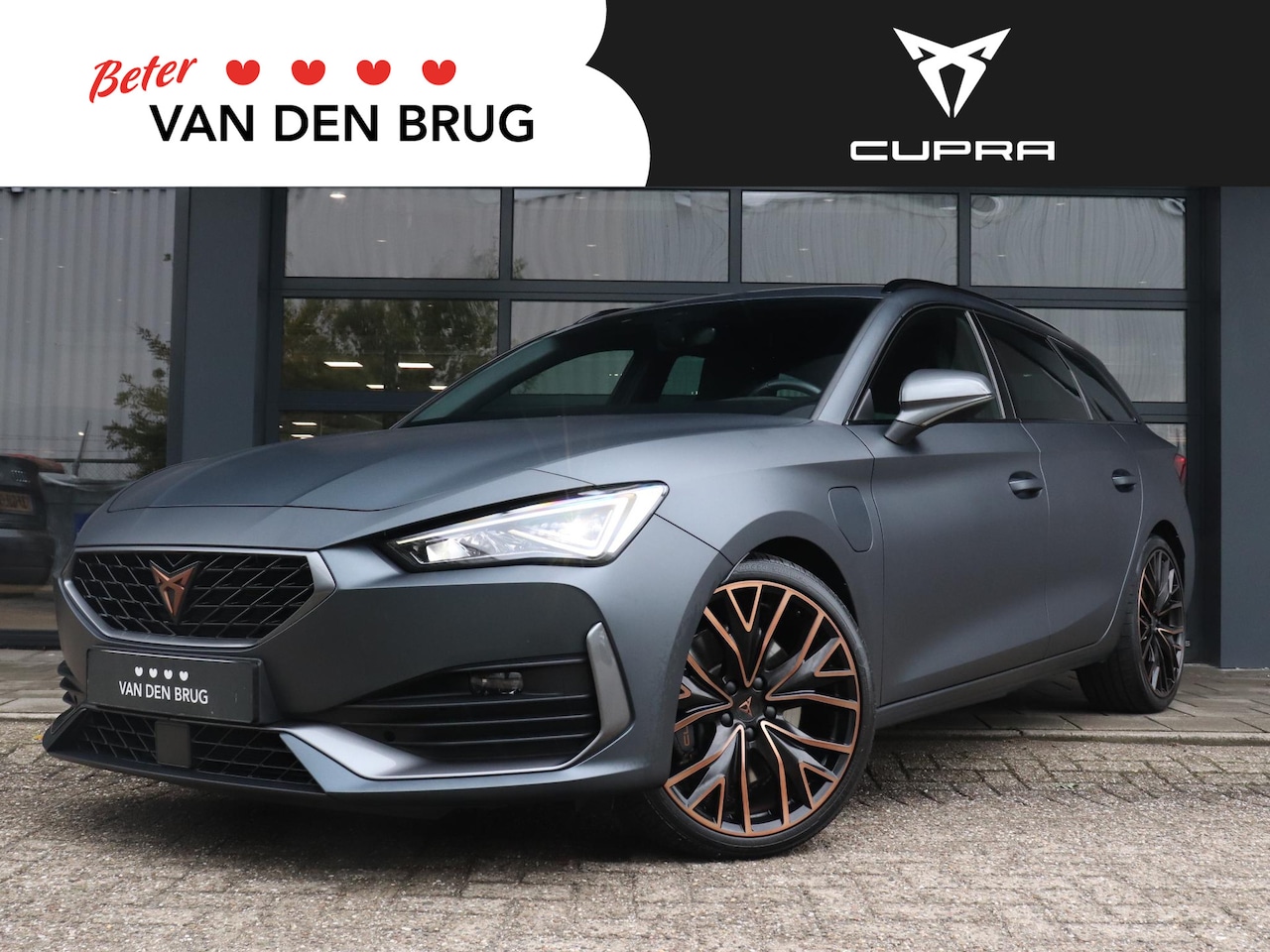 CUPRA Leon Sportstourer - 1.4 e-Hybrid 245pk VZ | Trekhaak | Stoel- & stuurwielverwarming | Adaptieve cruise control - AutoWereld.nl