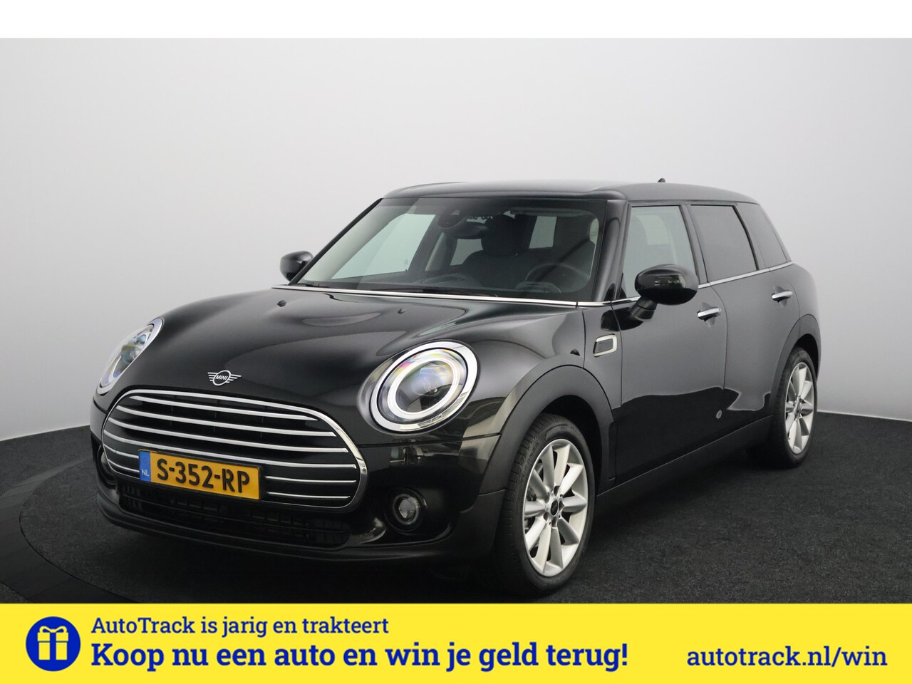 MINI Clubman - Mini 1.5 Cooper Classic | Automaat | Led | Navigatie | Camera - AutoWereld.nl