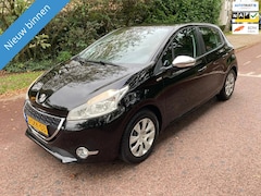 Peugeot 208 - 1.2 VTi Urban Soul Airco / Navi / NAP / Cruise / Trekhaak
