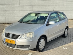 Volkswagen Polo - 1.2-12V Optive Airco/NAP/Trekhaak