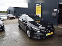 Mercedes-Benz GLA-Klasse - 180 Business Solution AMG