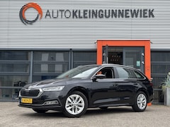 Skoda Octavia Combi - 1.0 TSI Business Edition / Trekhaak / Camera / Navi / Cruise Control / Climate Control /