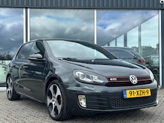 Volkswagen Golf - 2.0 GTI Lage Km Nieuwe Apk Xenon Nette auto Grijs Metallic Sport onderstel