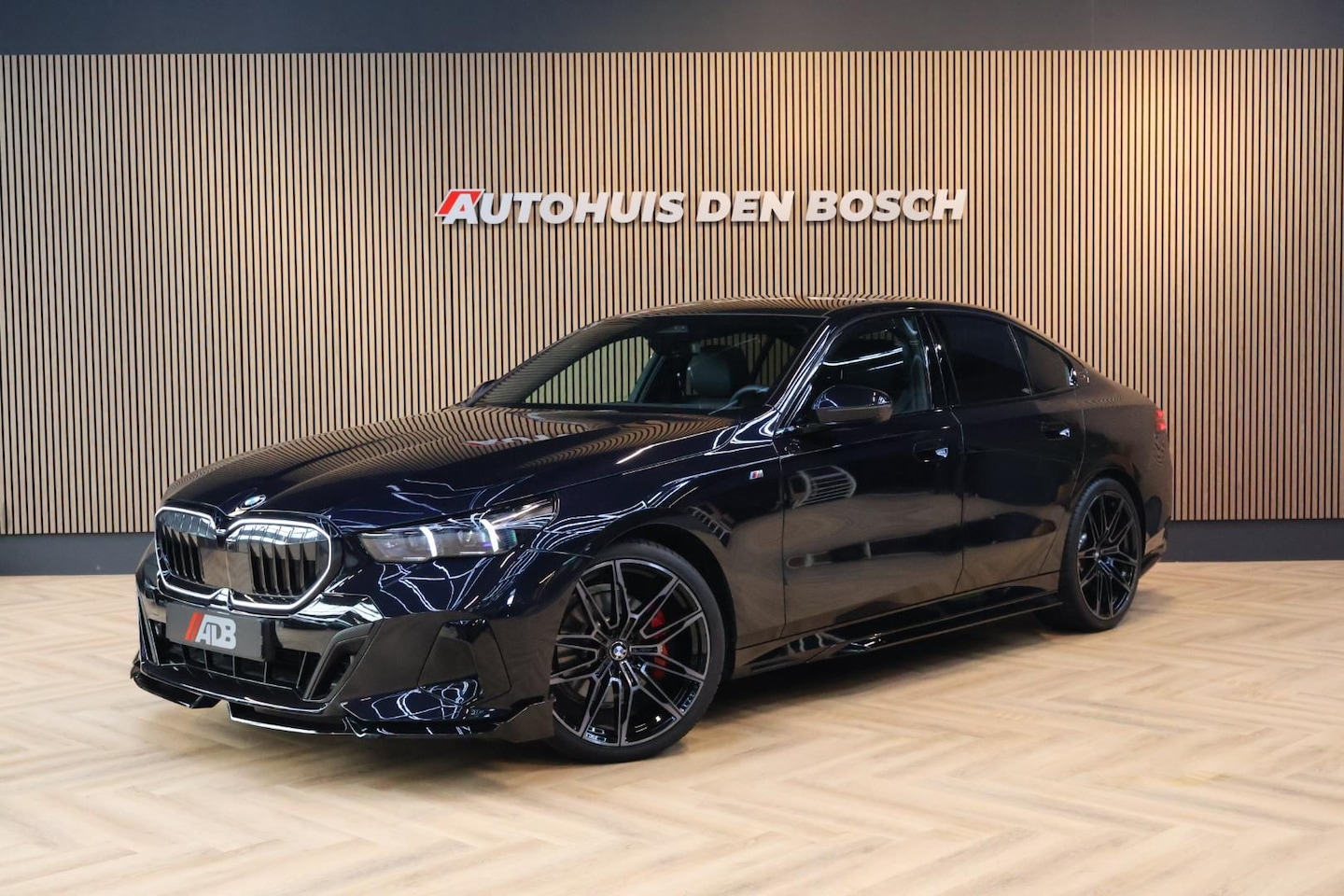 BMW 5-serie - 520i M Sport Pro - Pano - HK - Carbon - AutoWereld.nl