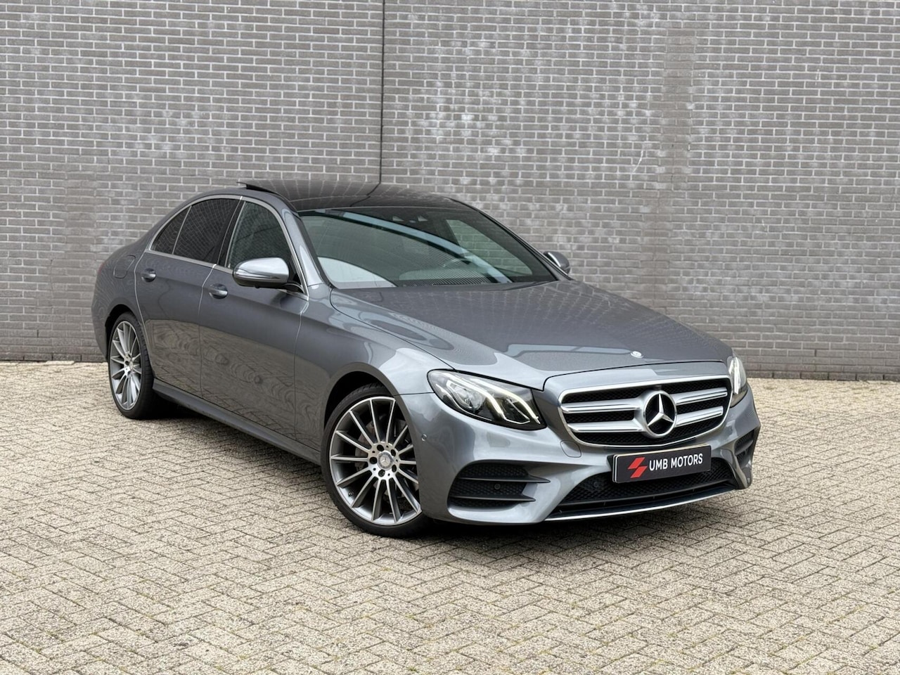 Mercedes-Benz E-klasse - 200 AMG|PANO|360CAM|VOL - AutoWereld.nl